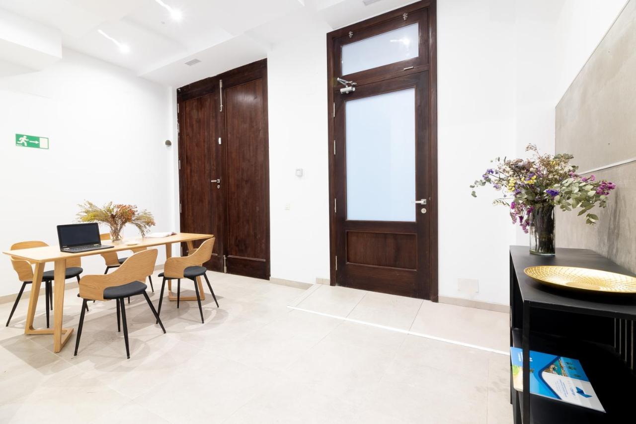 Malaga Center Flat Mariblanca 12 Sun & Terrace Boutique Apartment Exterior photo