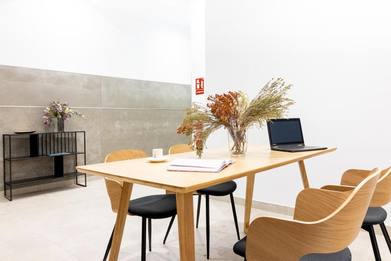 Malaga Center Flat Mariblanca 12 Sun & Terrace Boutique Apartment Exterior photo